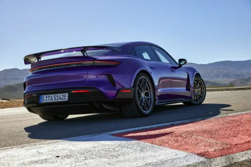 500-10-taycan-turbo-gt-with-wp-stills.jpg