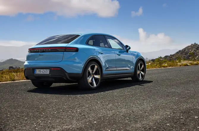 Nieuwe Macan 16 juli twee nieuwe modellen
