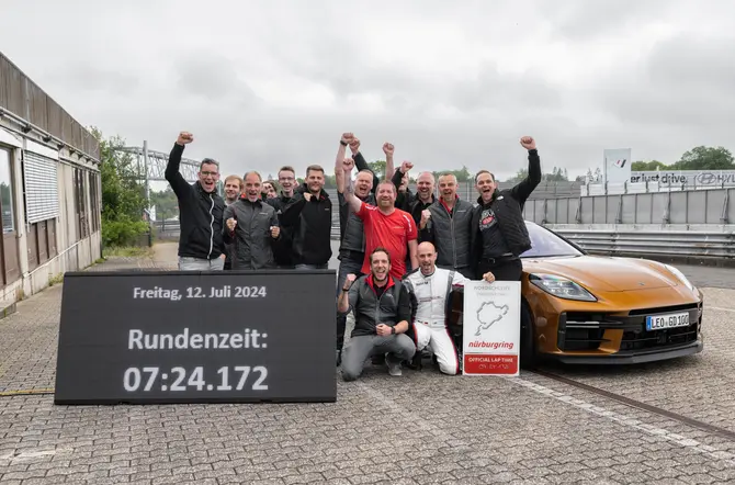 Nieuwe Panamera recordtijd op de Nürburgring-Nordschleife