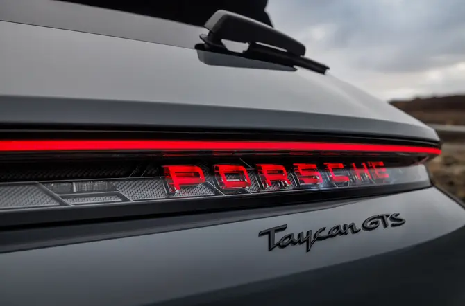 Taycan GTS 2024