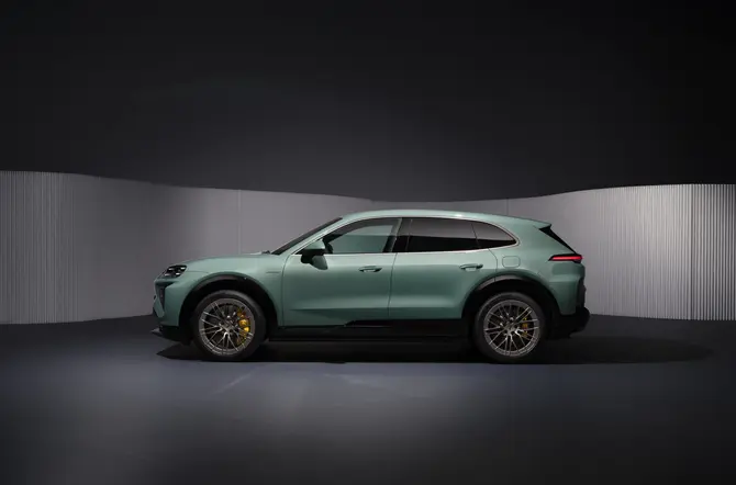 Porsche introduceert nieuwe, volledig elektrische Cayenne en Cayenne Turbo