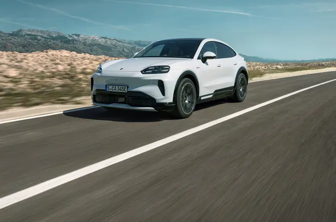 Cayenne Coupe Electric