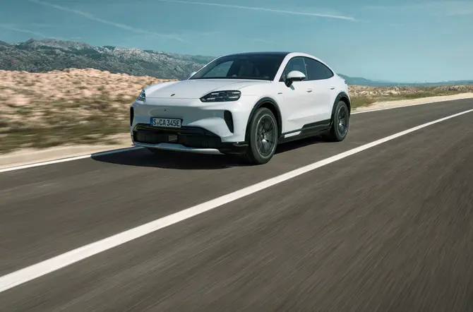 Cayenne Coupe Electric