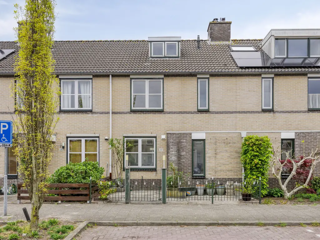 Oude Waelweg 37, DIEMEN