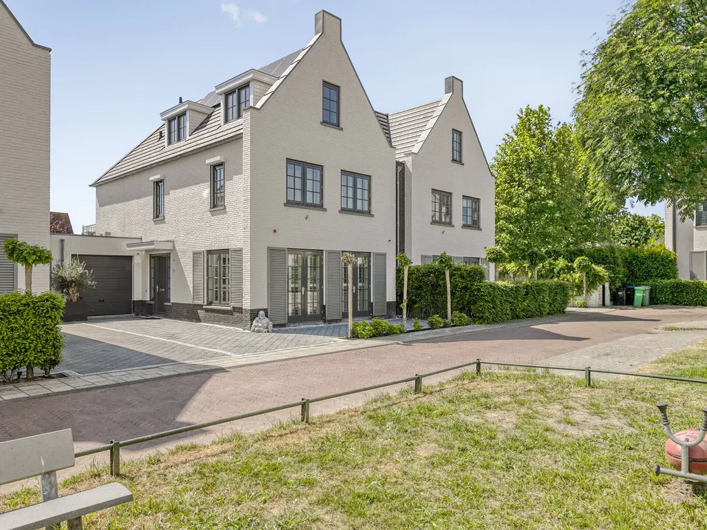 Wijkermeerhof 16, 'S-GRAVENHAGE