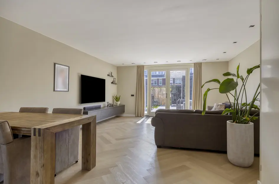 Edgar du Perronstraat 73