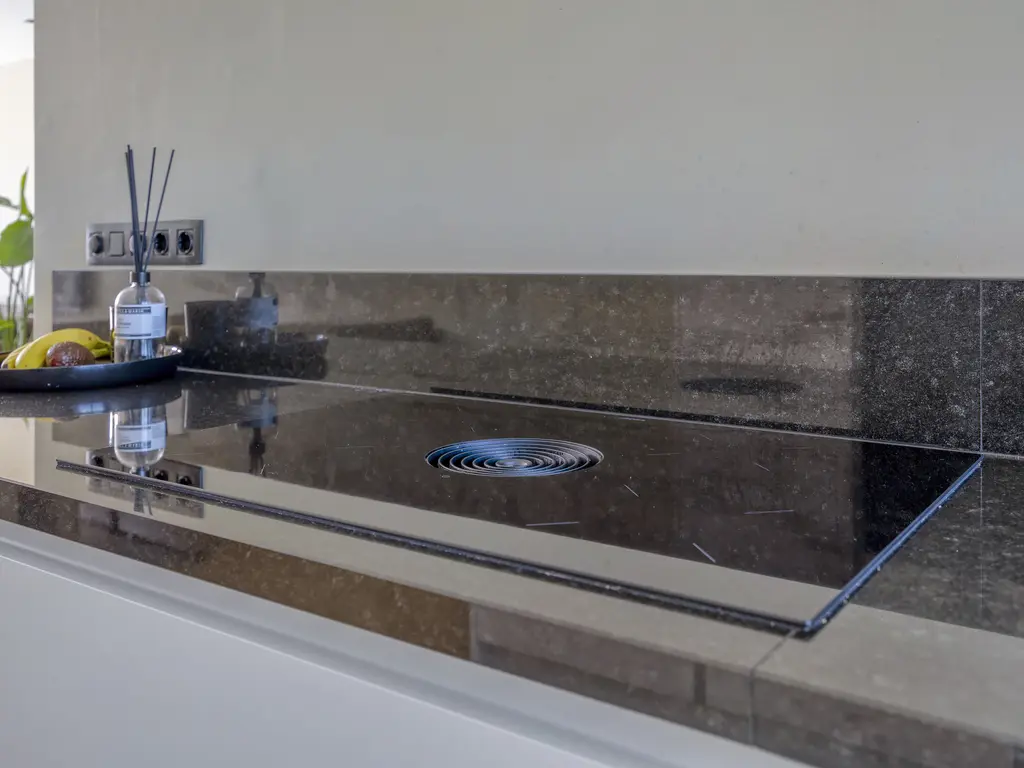 Edgar du Perronstraat 73, 'S-GRAVENHAGE