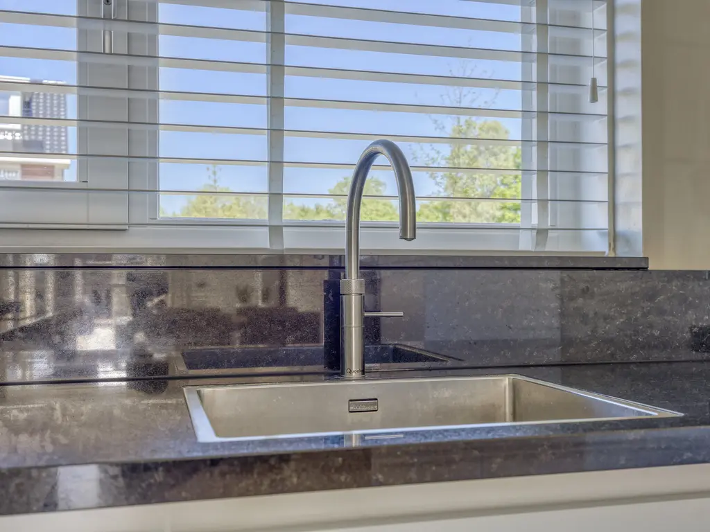 Edgar du Perronstraat 73, 'S-GRAVENHAGE