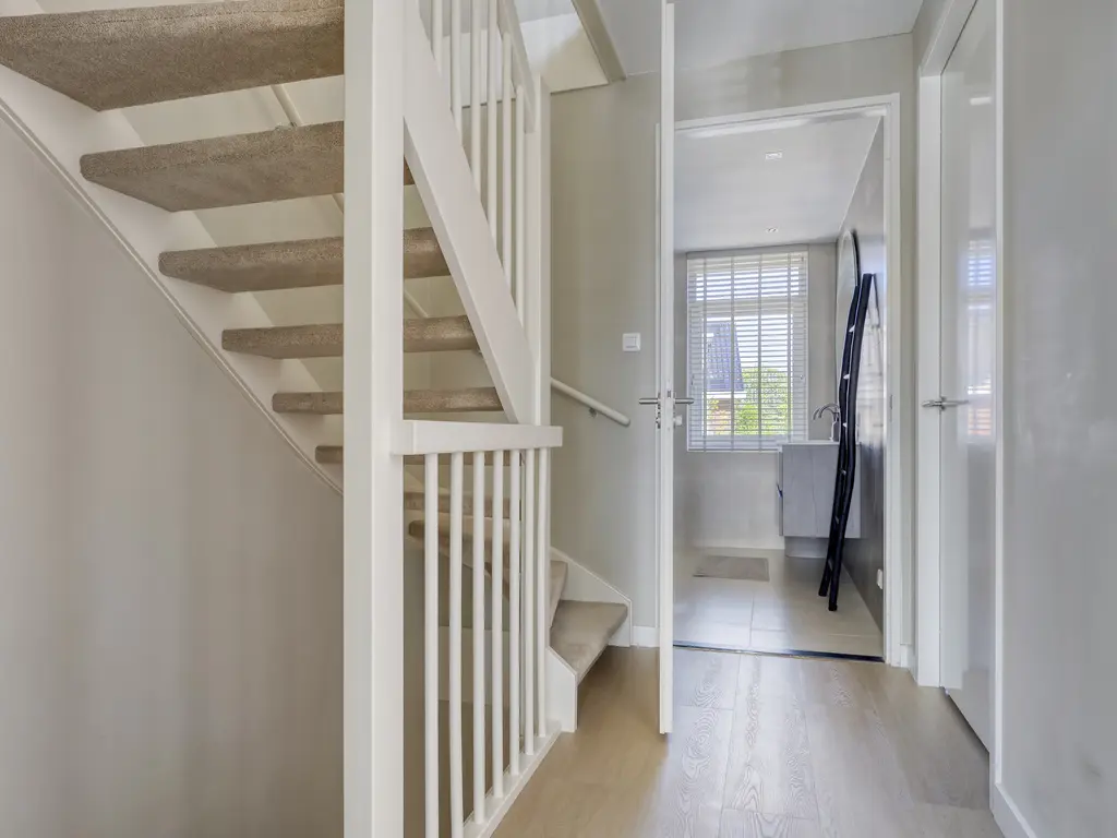 Edgar du Perronstraat 73, 'S-GRAVENHAGE