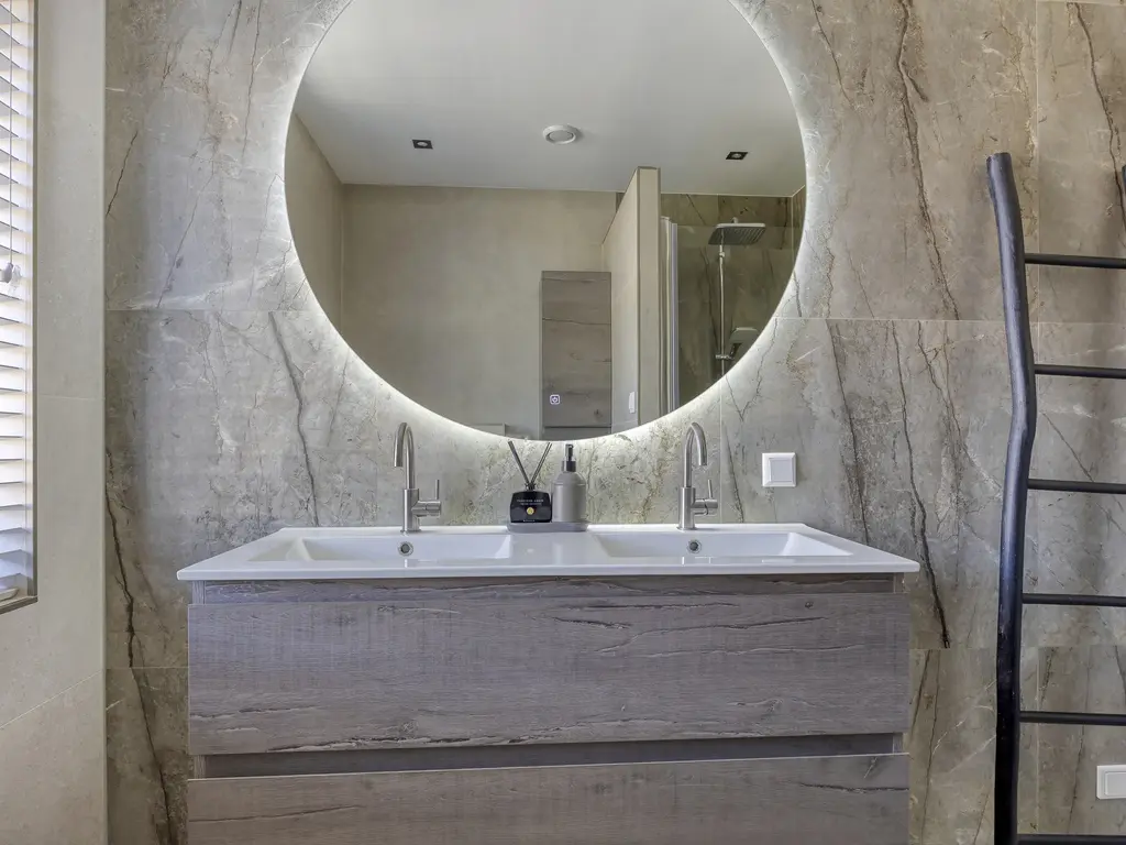 Edgar du Perronstraat 73, 'S-GRAVENHAGE