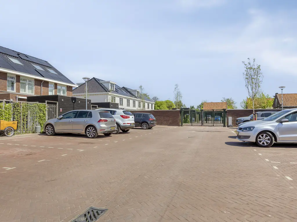 Edgar du Perronstraat 73, 'S-GRAVENHAGE