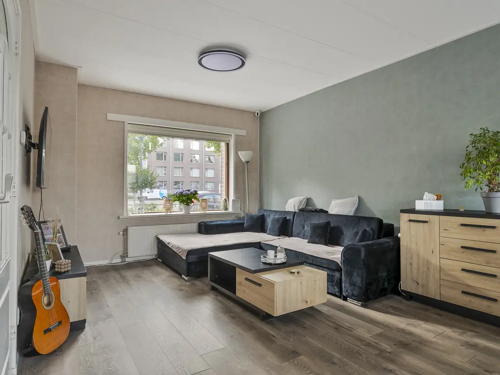 Burgemeester Pruissingel 97, VLAARDINGEN