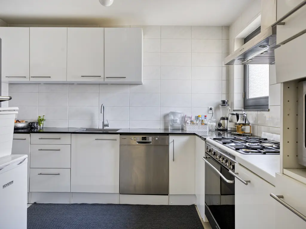 Lau Mazirellaan 131, 'S-GRAVENHAGE