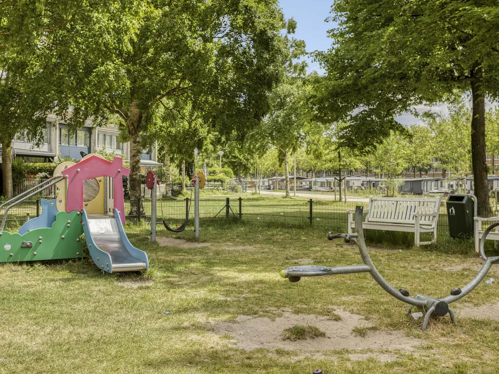 Lau Mazirellaan 131, 'S-GRAVENHAGE