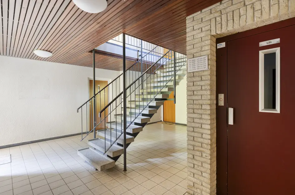 Hammarskjöldlaan 413