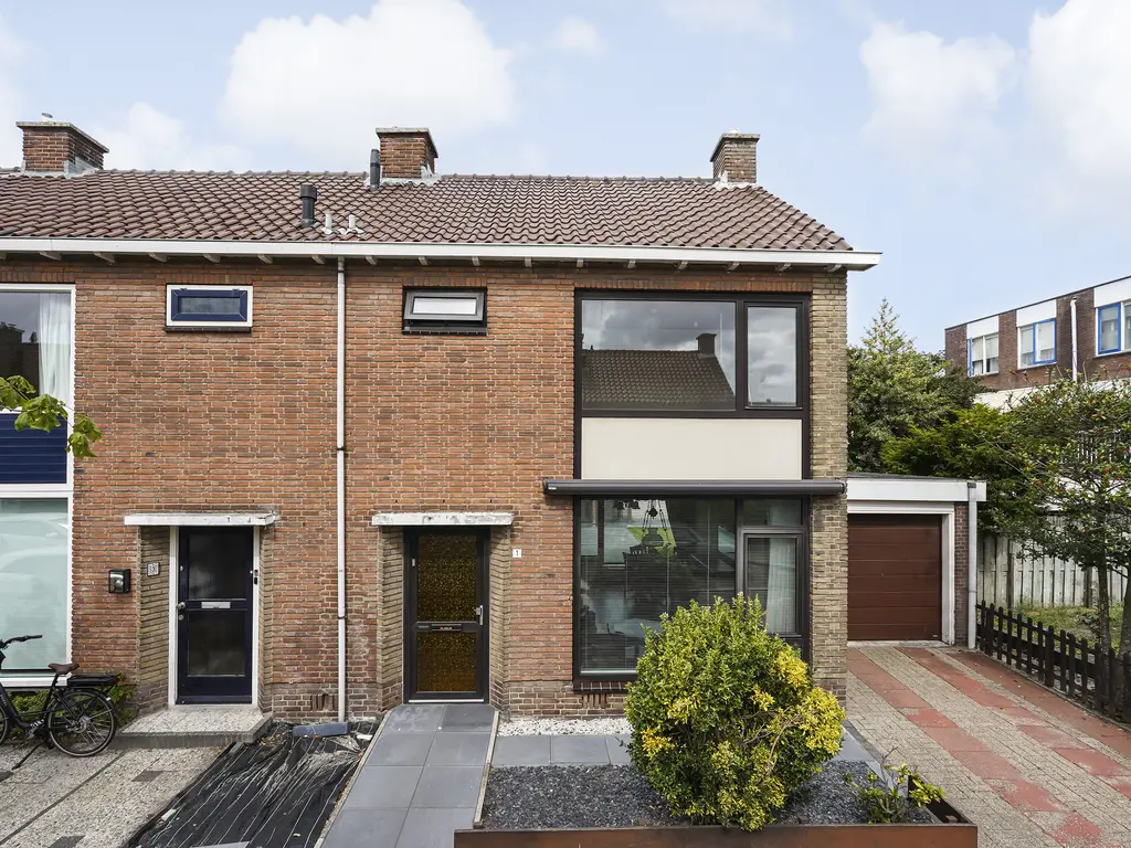 Ericastraat 1, MONSTER