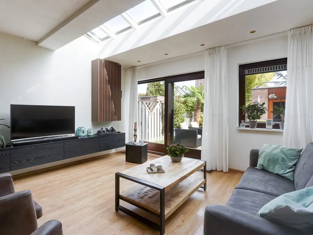 Diepenburchstraat 20a, MAASLAND