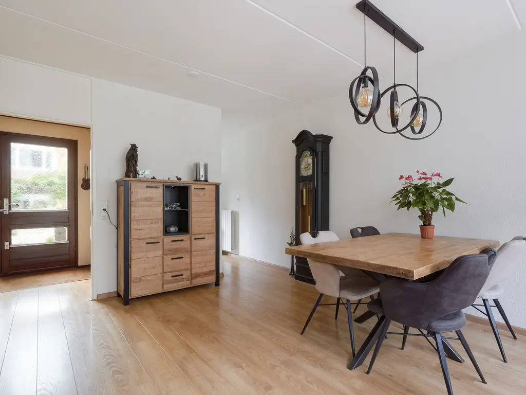 Diepenburchstraat 20a, MAASLAND