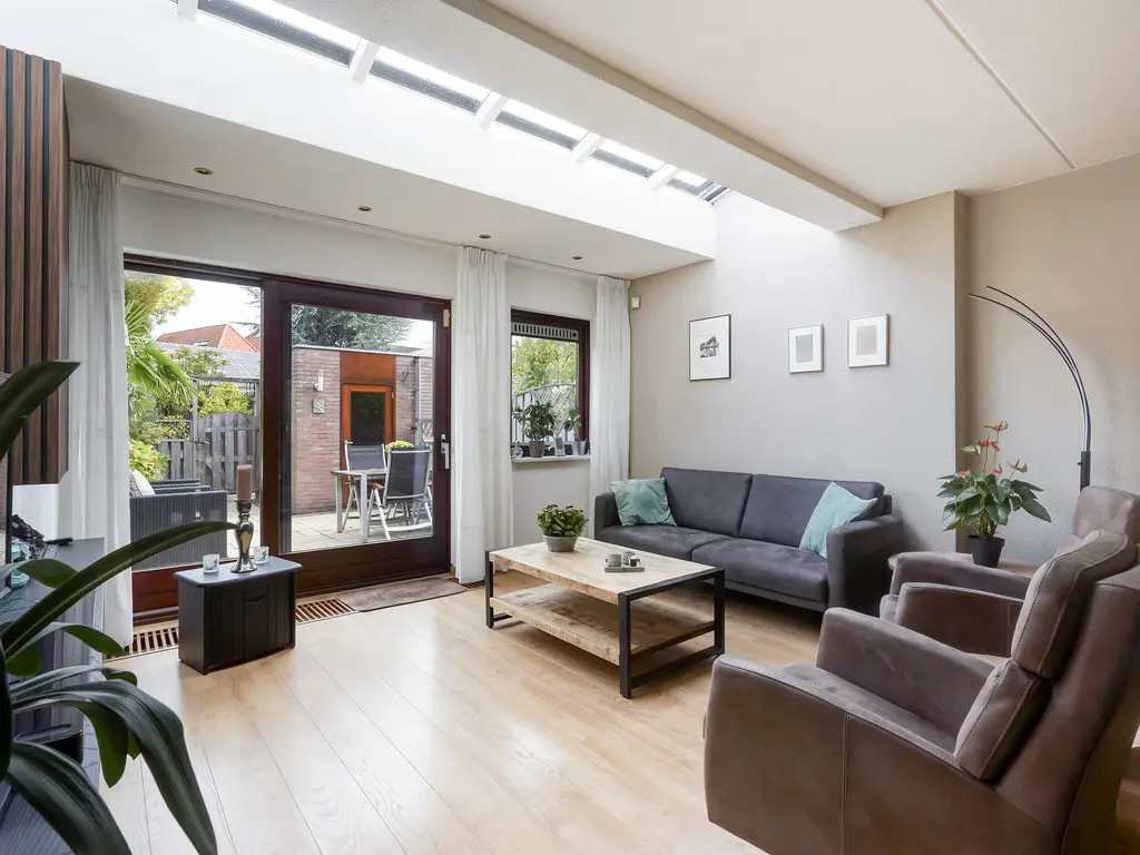 Diepenburchstraat 20a, MAASLAND