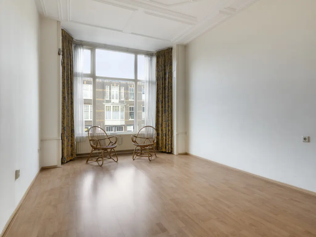 Valkenboslaan 180, 'S-GRAVENHAGE