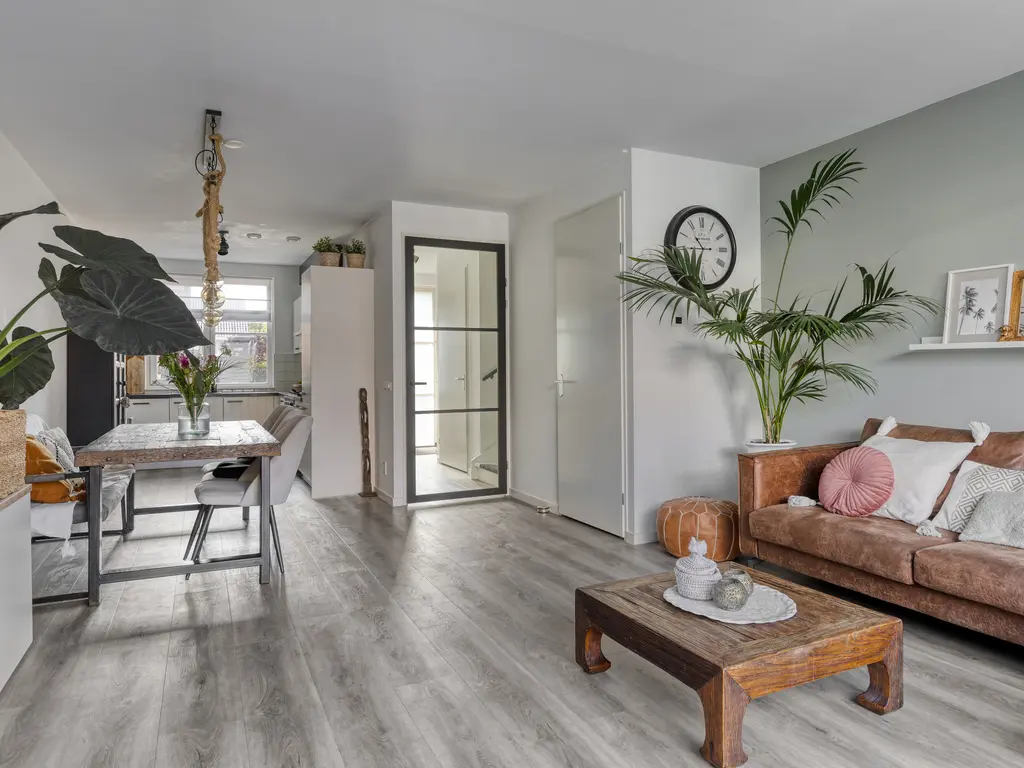 Zandheuvelweg 79, NAALDWIJK