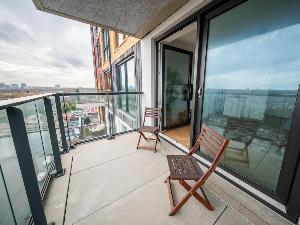 Waldorpstraat 1702, 'S-GRAVENHAGE