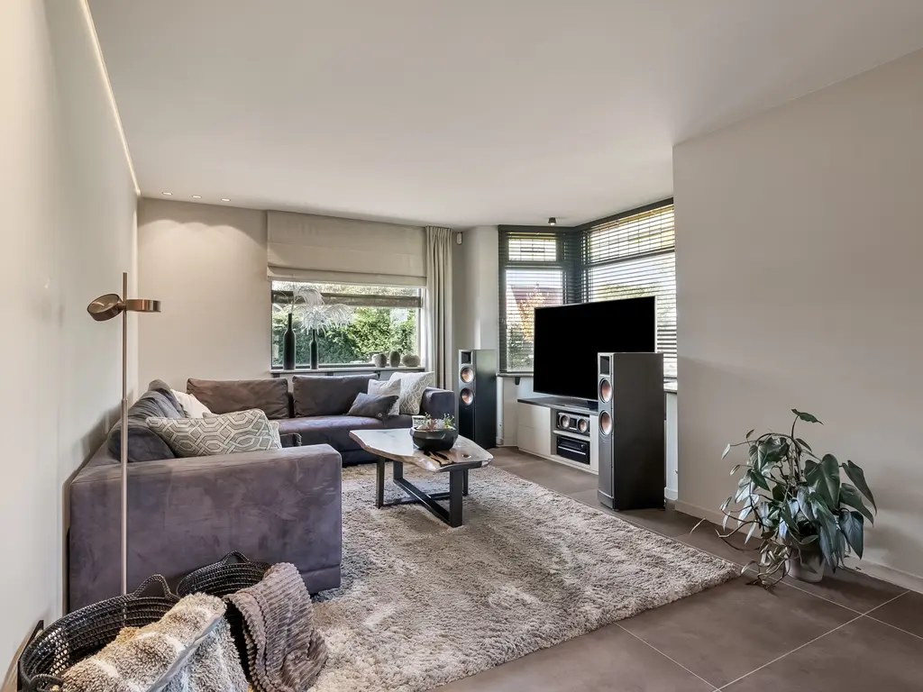 Middel Broekweg 158, HONSELERSDIJK