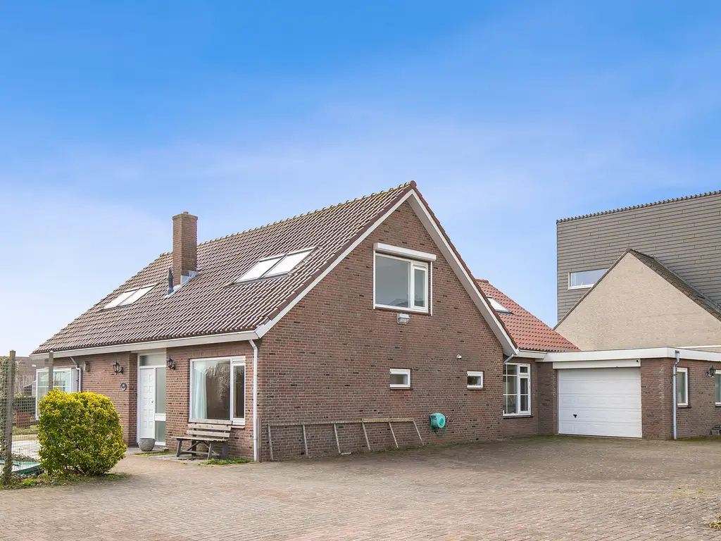 Dokter Kniplaan 2, HOEK VAN HOLLAND