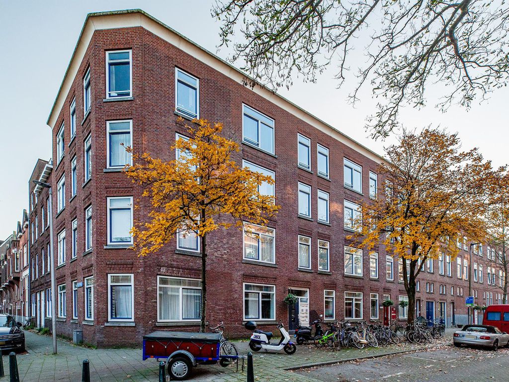 Essenburgstraat 22B, ROTTERDAM