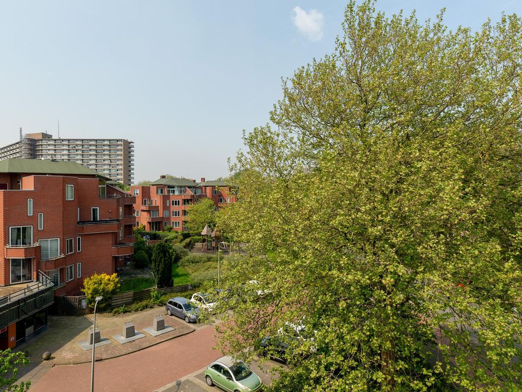 Boomberg 141, CAPELLE AAN DEN IJSSEL