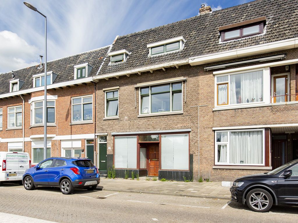 Zestienhovensekade 93a, ROTTERDAM