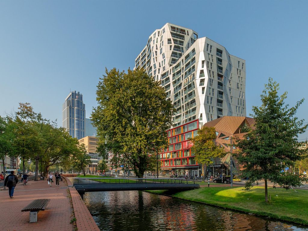 Kruisplein 1018, ROTTERDAM