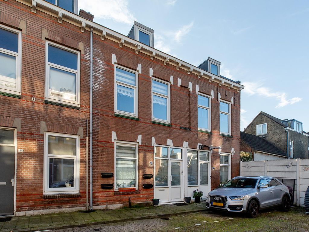 Rhoonsestraat 3, SCHIEDAM