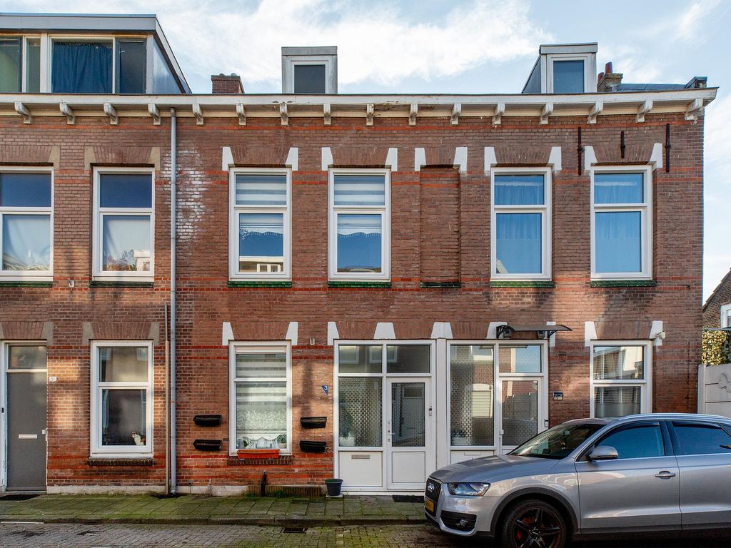 Rhoonsestraat 3, SCHIEDAM