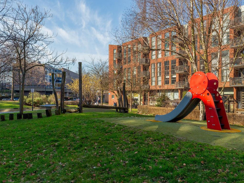 Zuster Hennekeplein 4, ROTTERDAM