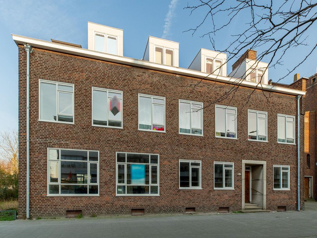 Burgemeester Baumannlaan 171B, ROTTERDAM