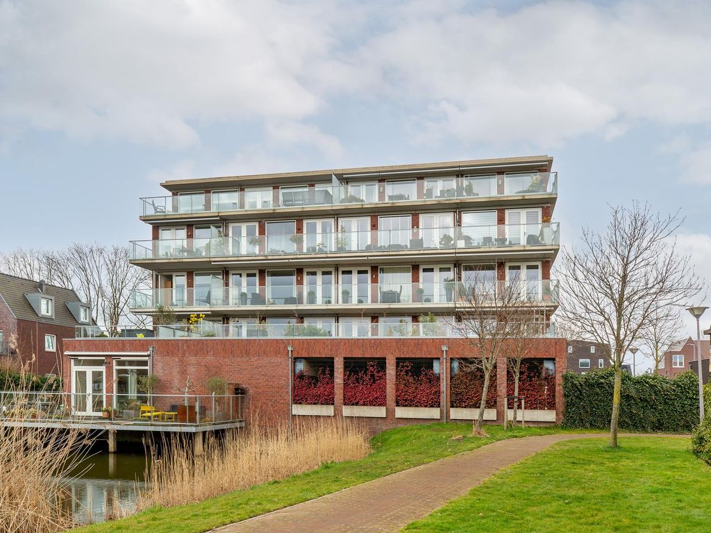 Van der Duijn van Maasdamweg 436, ROTTERDAM