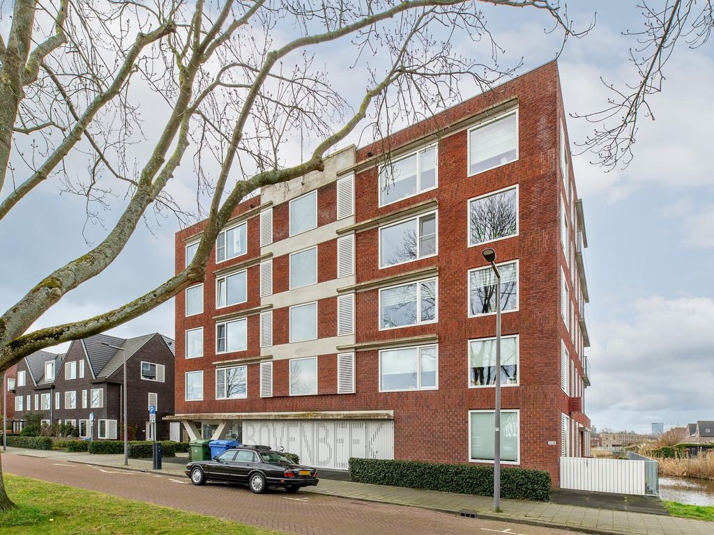 Van der Duijn van Maasdamweg 436, ROTTERDAM