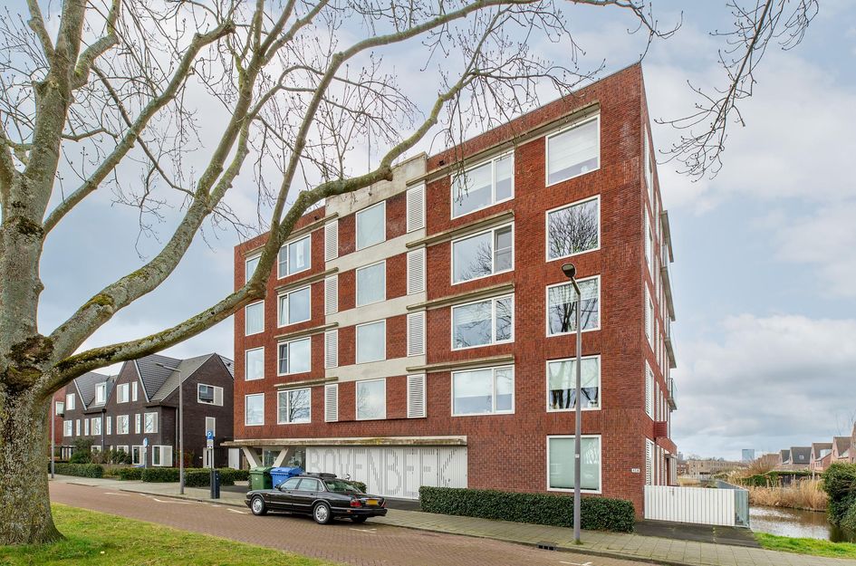 Van der Duijn van Maasdamweg 436