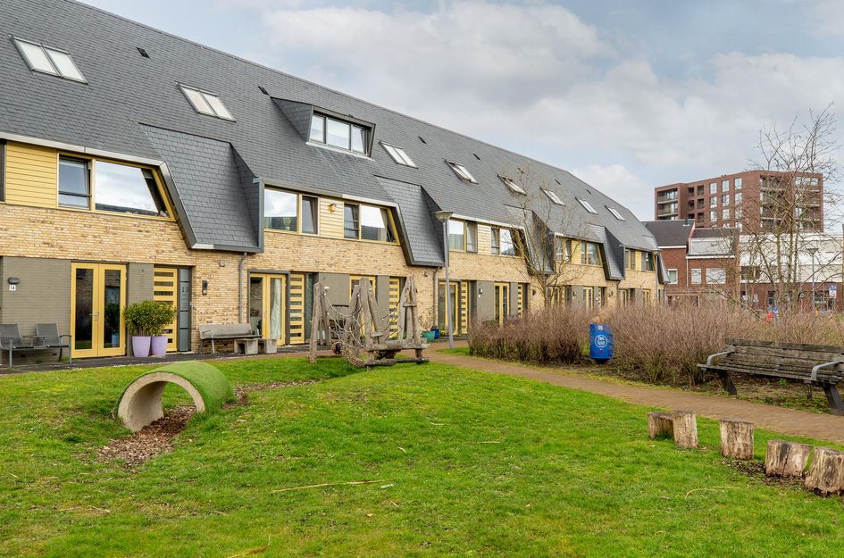 Van der Duijn van Maasdamweg 436