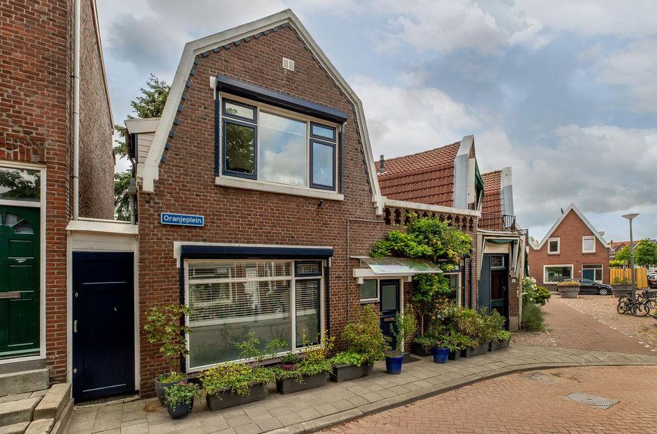 Oranjeplein 7