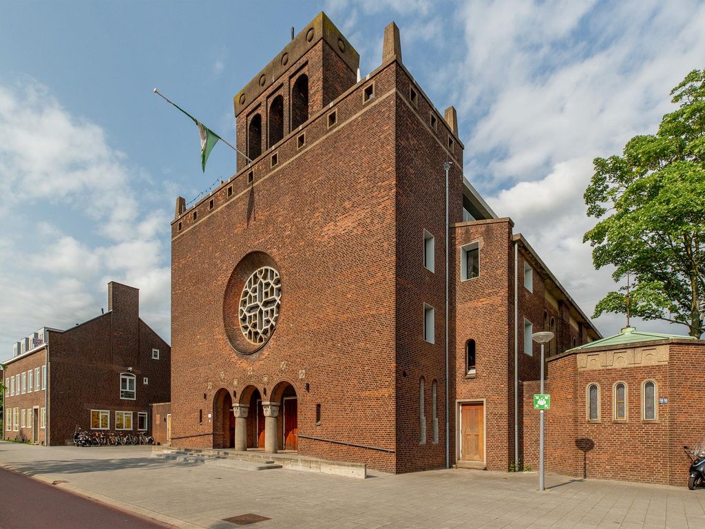 Burgemeester Baumannlaan 171C, ROTTERDAM