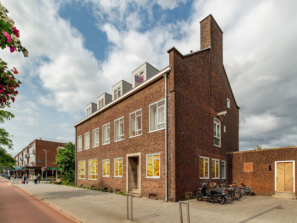Burgemeester Baumannlaan 171C, ROTTERDAM