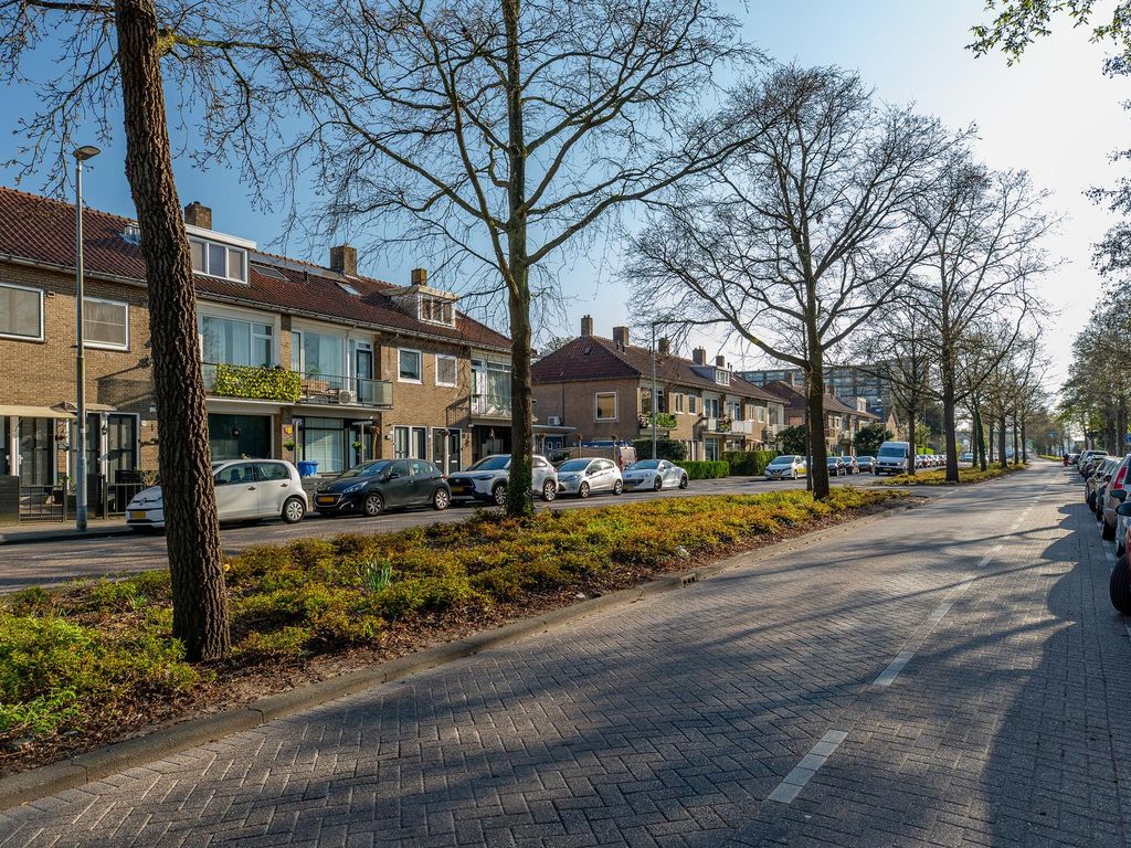 2e Hogenbanweg 71B, ROTTERDAM