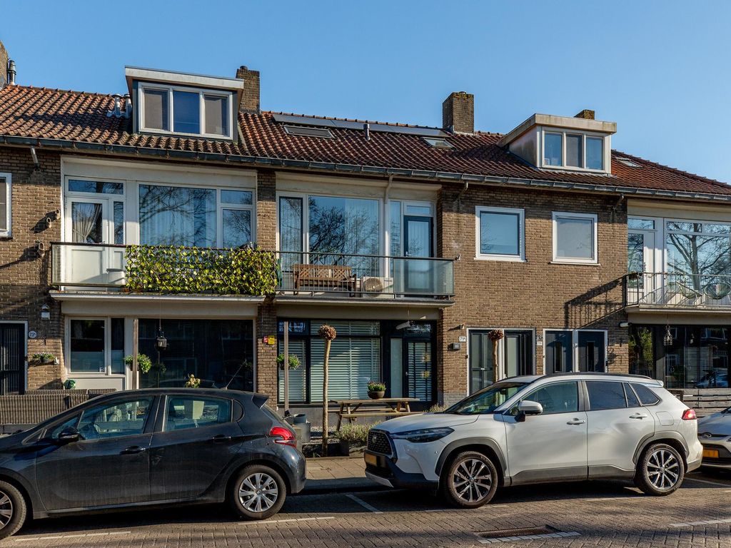 2e Hogenbanweg 71B, ROTTERDAM