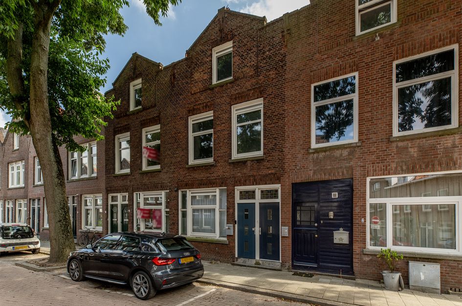 Emmastraat 4B
