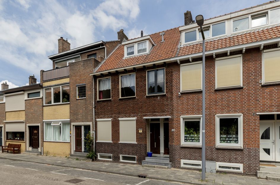 Zestienhovensekade 183