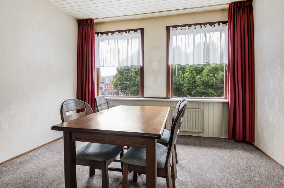 Zestienhovensekade 183