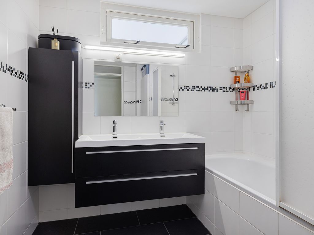 Van Adrichemweg 261, ROTTERDAM