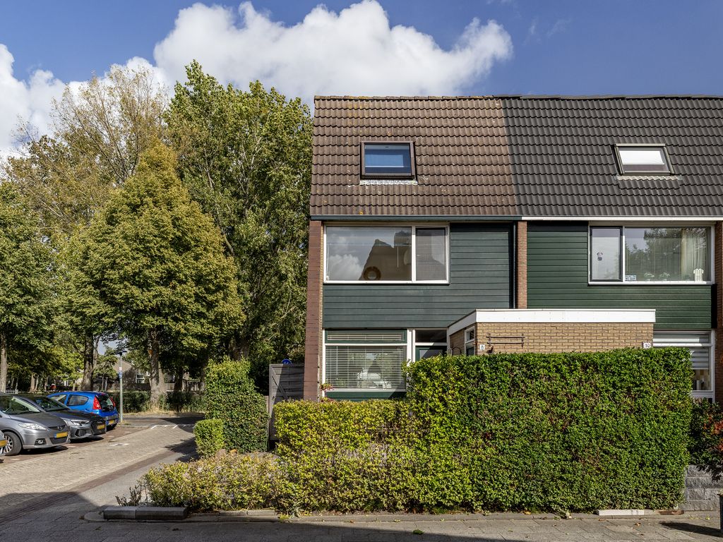 Lindendreef 8, VLAARDINGEN